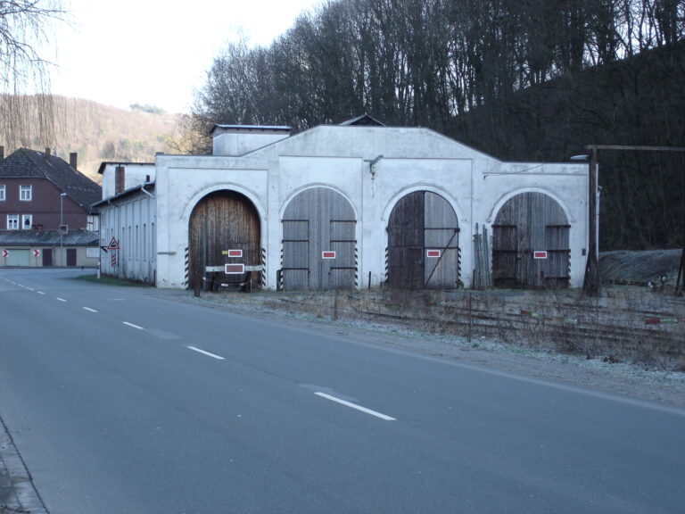 Eisenbahngebäude